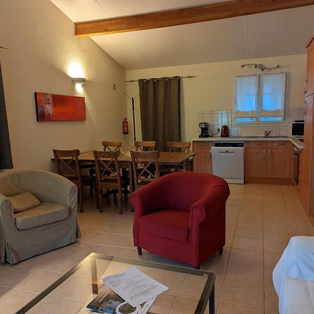 Etang Vallier Resort Brossac ภายนอก รูปภาพ