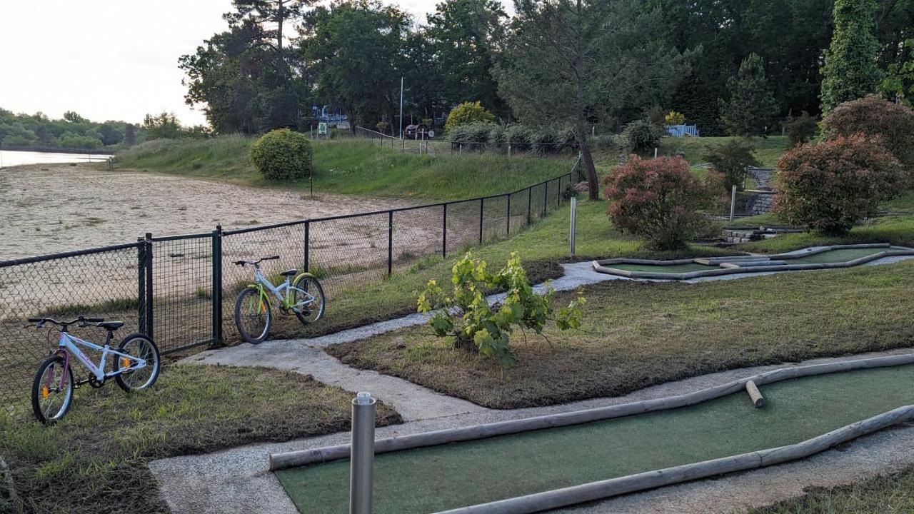 Etang Vallier Resort Brossac ภายนอก รูปภาพ